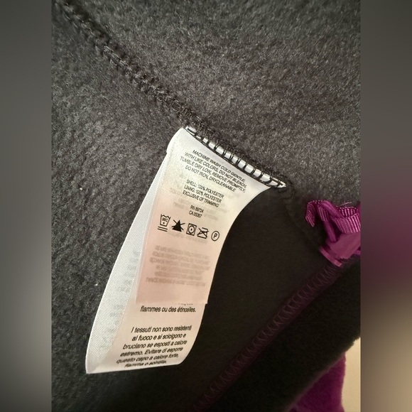 NWT Columbia Purple and Black Zip Fleece Jacket, XL - Picture 6 of 6